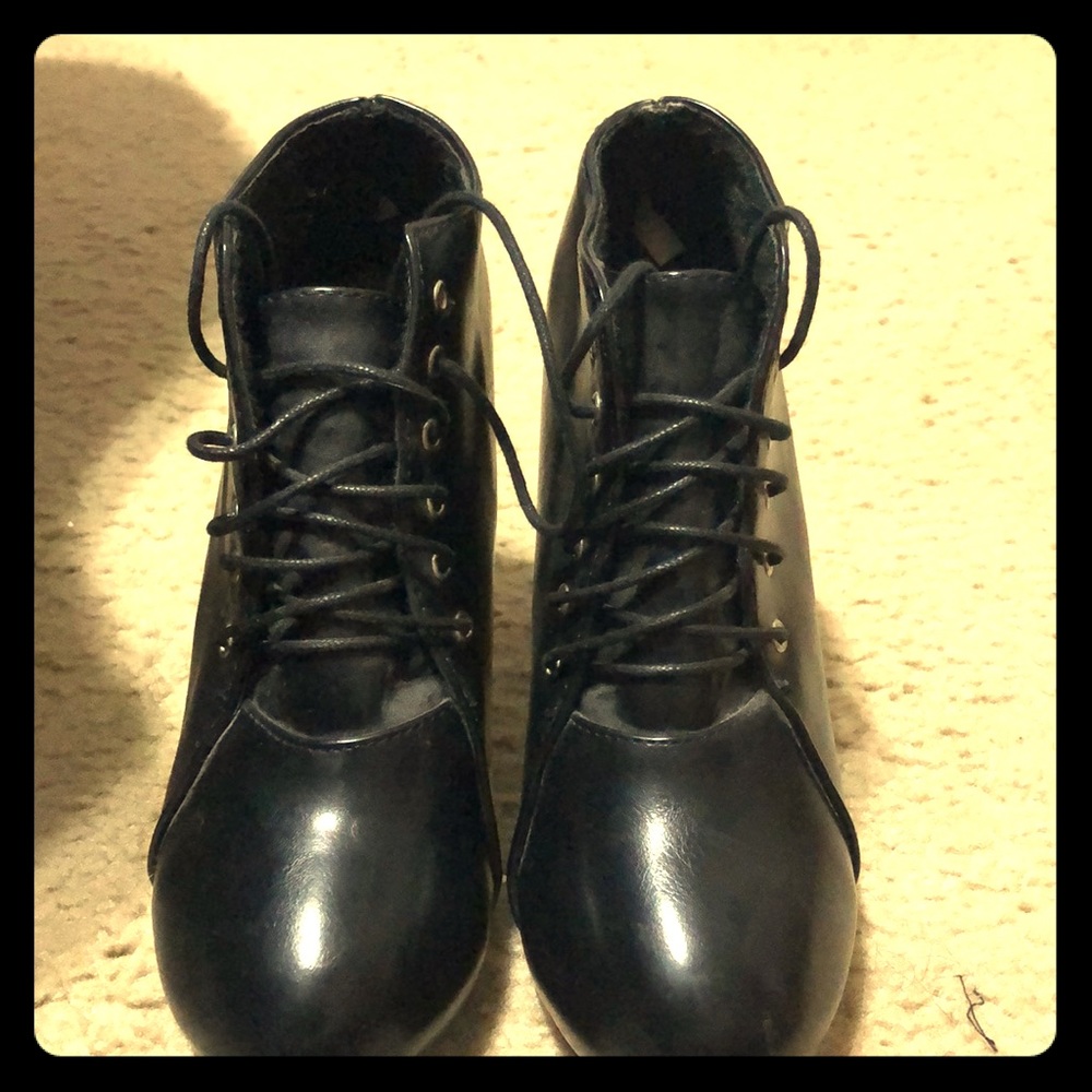 Heeled ankle boots